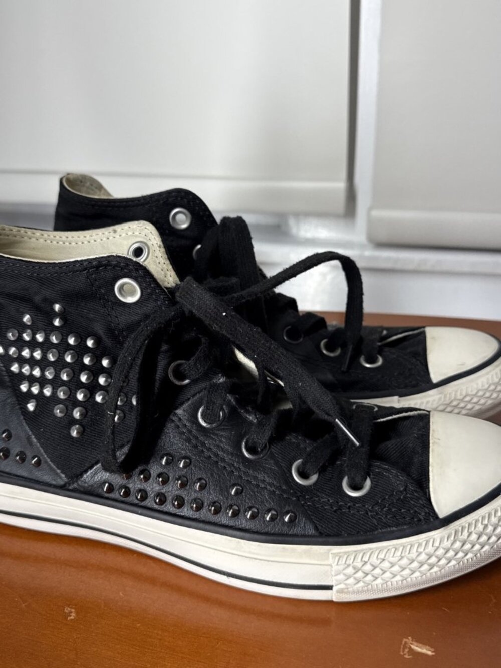 Converse All Star Black Studded High Top Sneaker Shoes Women's 8 Canvas Leather